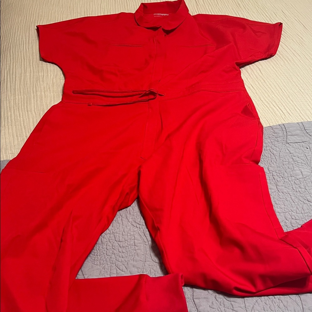 Mandala Scrubs jumpsuit. Sz XL. Red. NWOT.